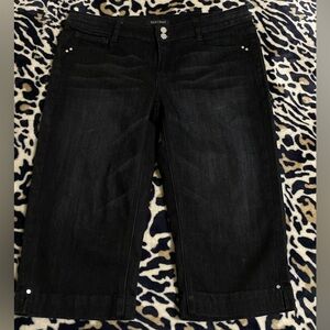 White House Black Market Black Capri Jeans